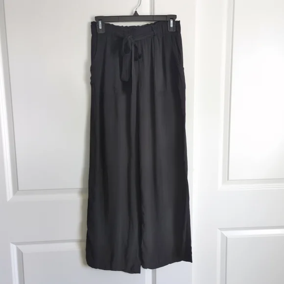green emerald velvet dress Amazon.com: Wide Leg Dress Pants Women's Elastic High Waisted Business  Casual Trousers Loose Sweatpants Palazzo Flowy Jogger Pants Army Green :  Sports & Outdoors